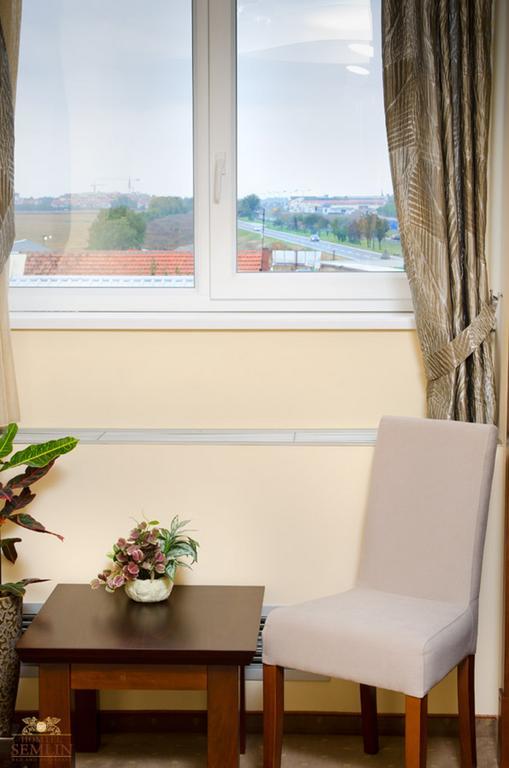 Garni Hotel Semlin B&B Belgrade Bilik gambar