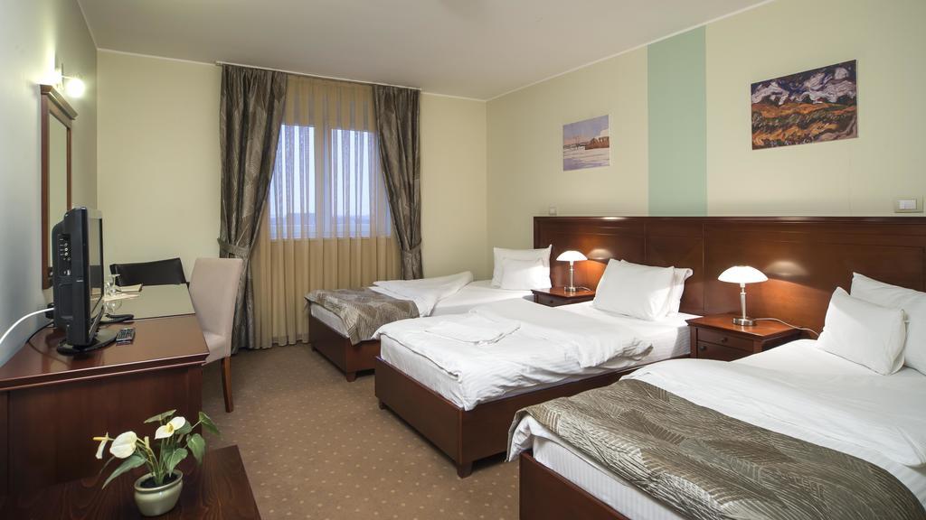 Garni Hotel Semlin B&B Belgrade Bilik gambar